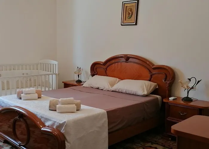 Maranzano Vacanze Casa Con Giardino